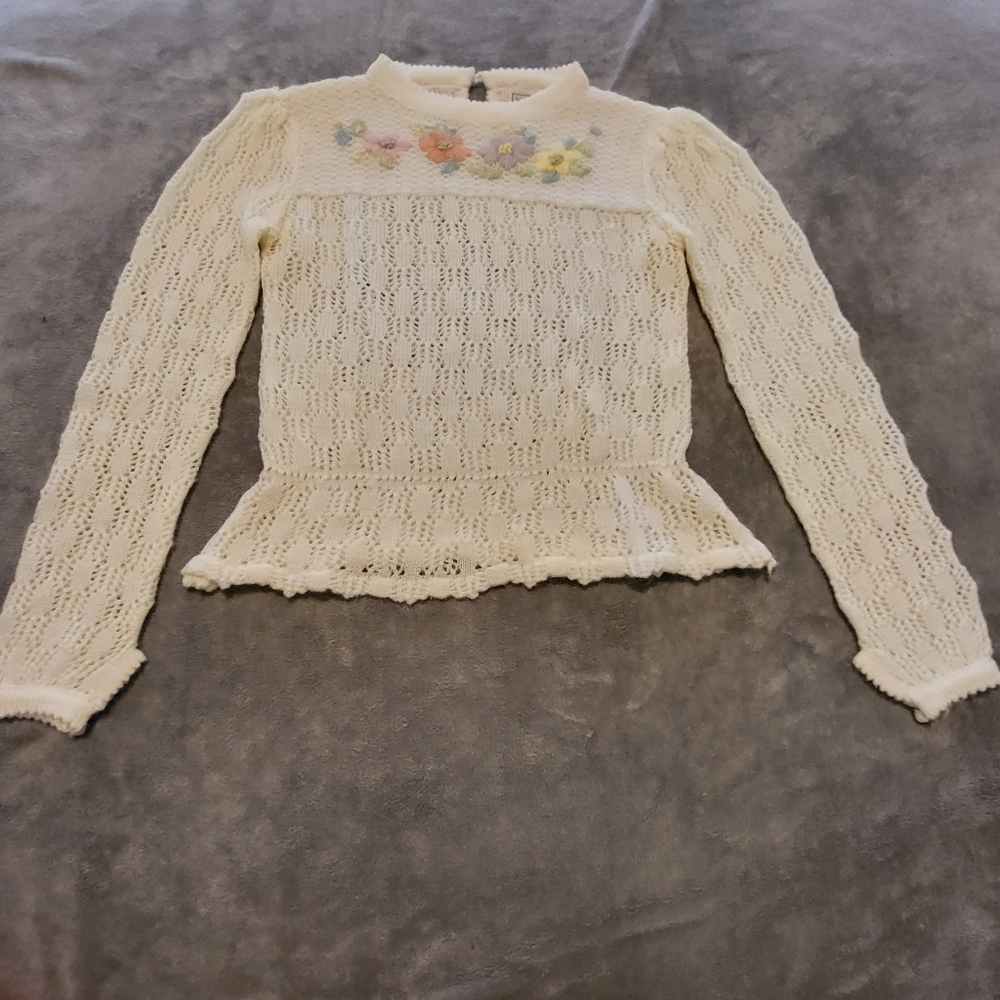 Vintage sweater Victorian cottagecore embroidered flowers crocheted knit look